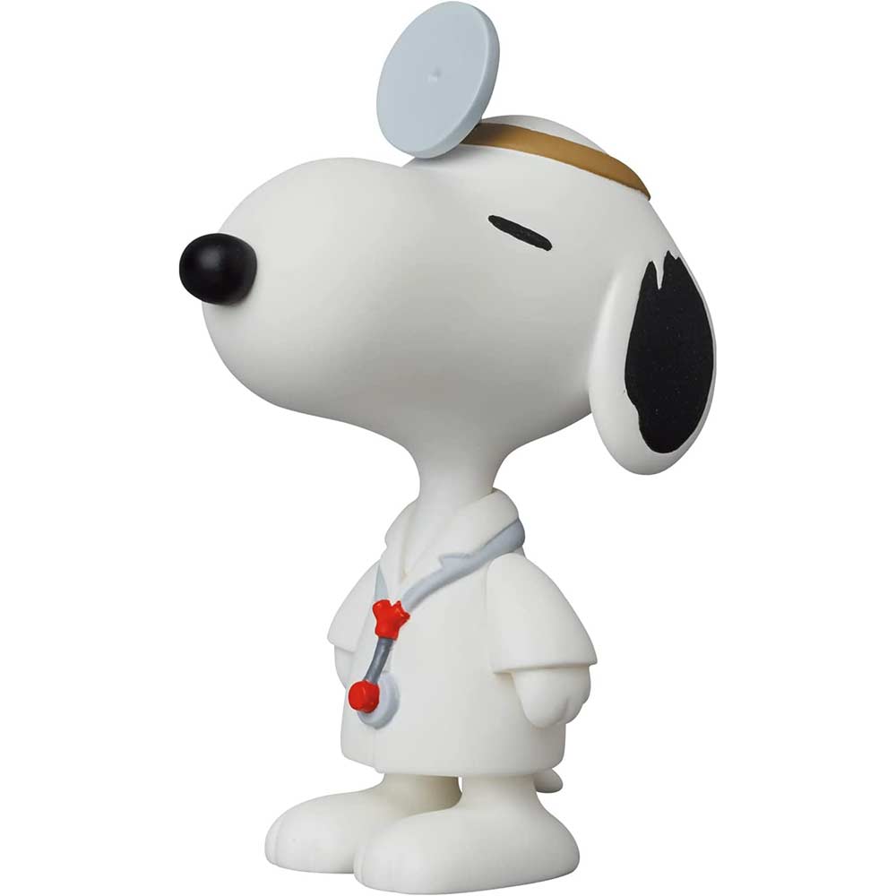 UDF PEANUTS Series 15 Doctor Snoopy