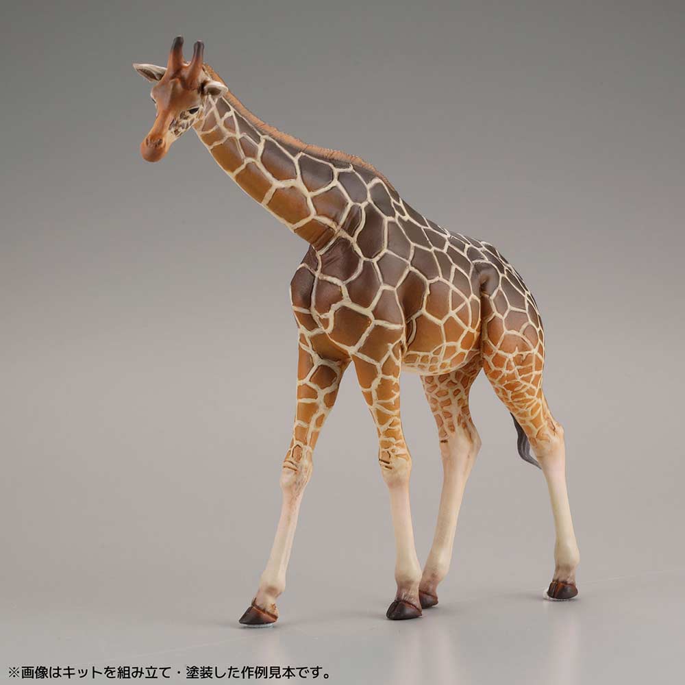 (PO) ARTPLA Tourists & Giraffe Set Image_9