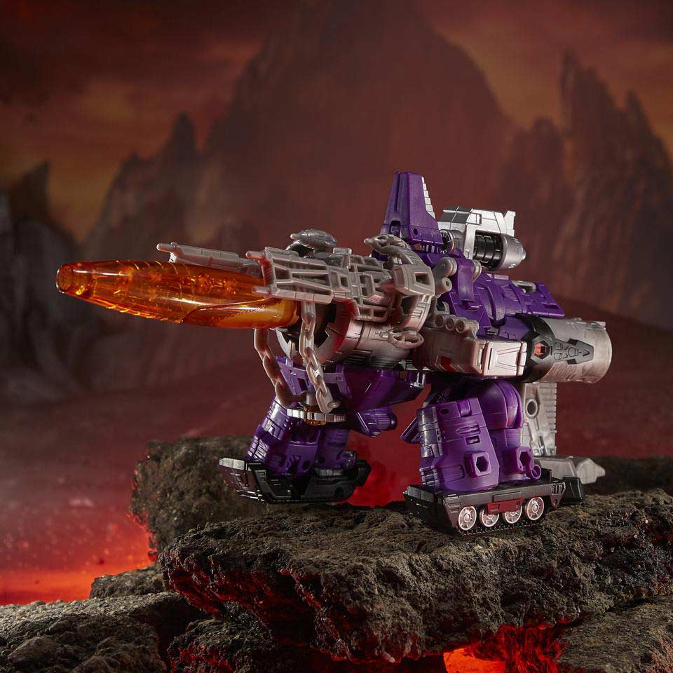 Transformers Generations WFC: Kingdom Leader Wave 3 - Galvatron Image_13