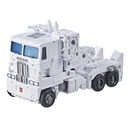 Transformers Generations WFC: Kingdom Leader Wave 3 - Ultra Magnus Image_4