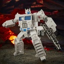 Transformers Generations WFC: Kingdom Leader Wave 3 - Ultra Magnus Image_11
