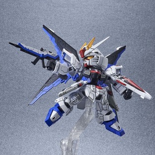SD Gundam EX Standard - The Gundam Base Limited ZGMF-X10A Freedom Gundam (P Bandai) Image_4
