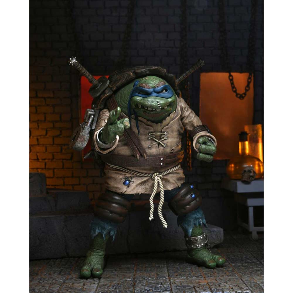 Teenage Mutant Ninja Turtle X Neca Monster Universe - Ultimate Leonardo as The Hunchback Image_4