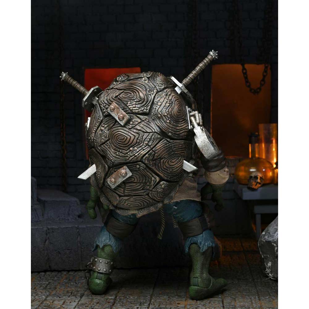 Teenage Mutant Ninja Turtle X Neca Monster Universe - Ultimate Leonardo as The Hunchback Image_7