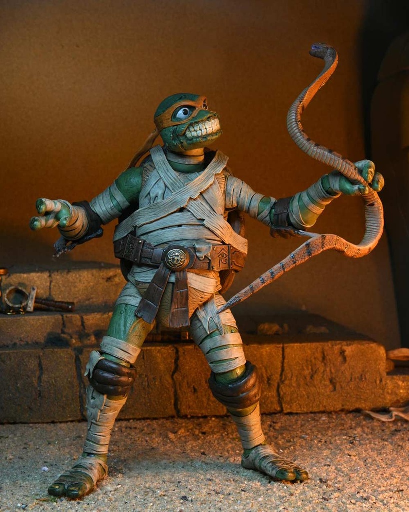 Teenage Mutant Ninja Turtle X Neca Monster Universe - Ultimate Michelangelo as The Mummy Image_7