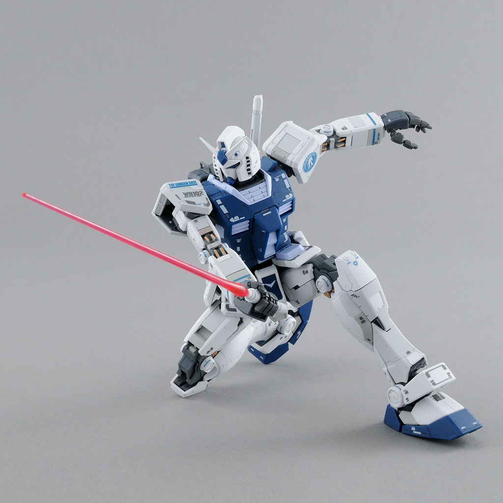 MG 1/100 The Gundam Base Limited RX-78-2 Gundam Ver.3 [The Gundam Base Color] (P Bandai) Image_3