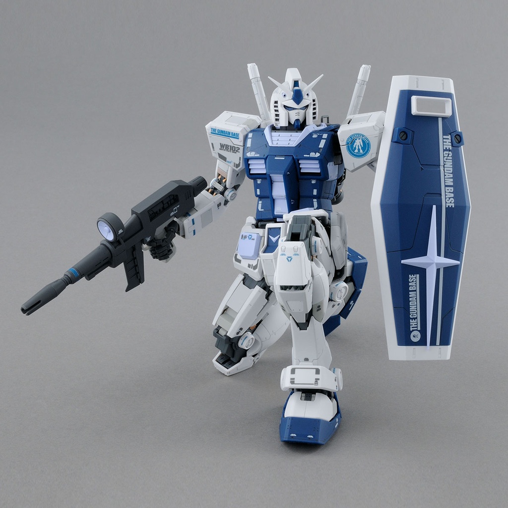 MG 1/100 The Gundam Base Limited RX-78-2 Gundam Ver.3 [The Gundam Base Color] (P Bandai) Image_5