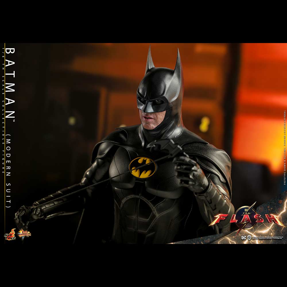 (PO) Movie Masterpiece Series MMS712 - The Flash - Batman (Modern Suit) Image_15