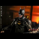 (PO) Movie Masterpiece Series MMS712 - The Flash - Batman (Modern Suit) Image_15
