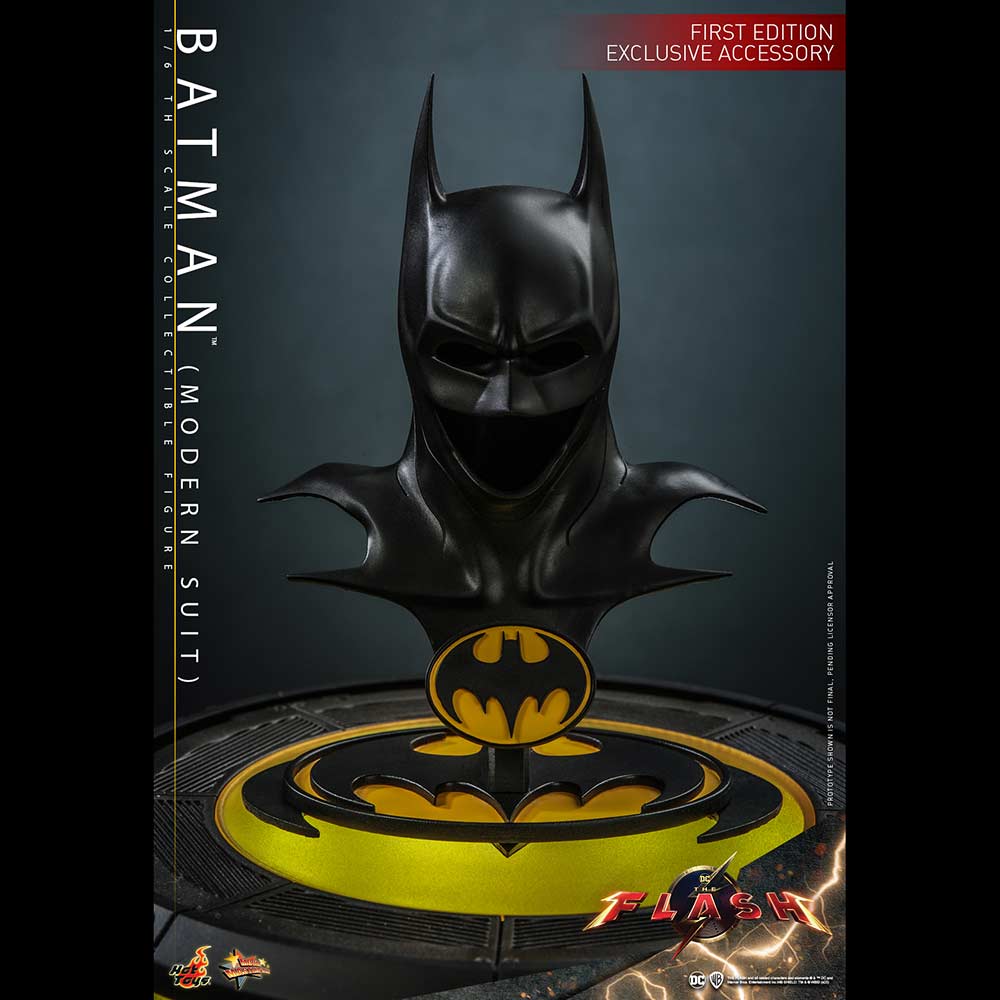 (PO) Movie Masterpiece Series MMS712 - The Flash - Batman (Modern Suit) Image_24