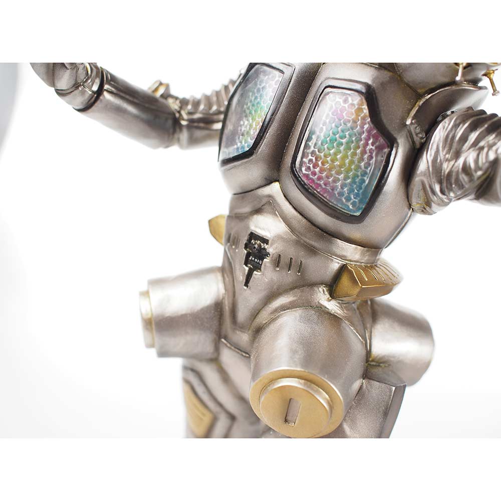 (PO) CCP 1/6 Tokusatsu Series Ultraseven King Joe Gun Metallic Ver. Image_11