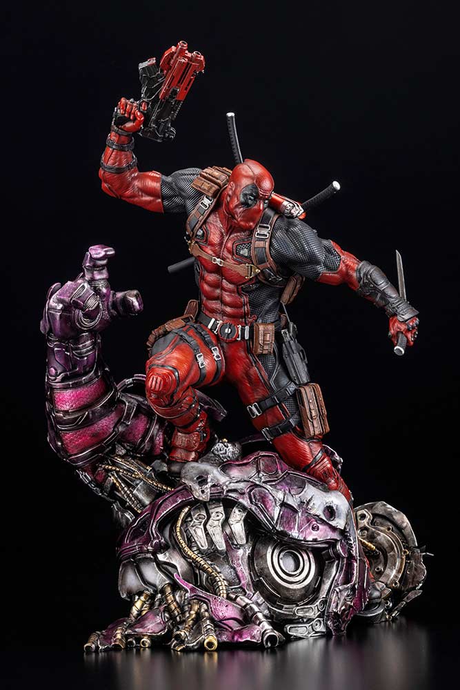 (PO) Marvel Universe Deadpool Fine Art Statue Signature Series Feat. Kucharek Brothers Image_10