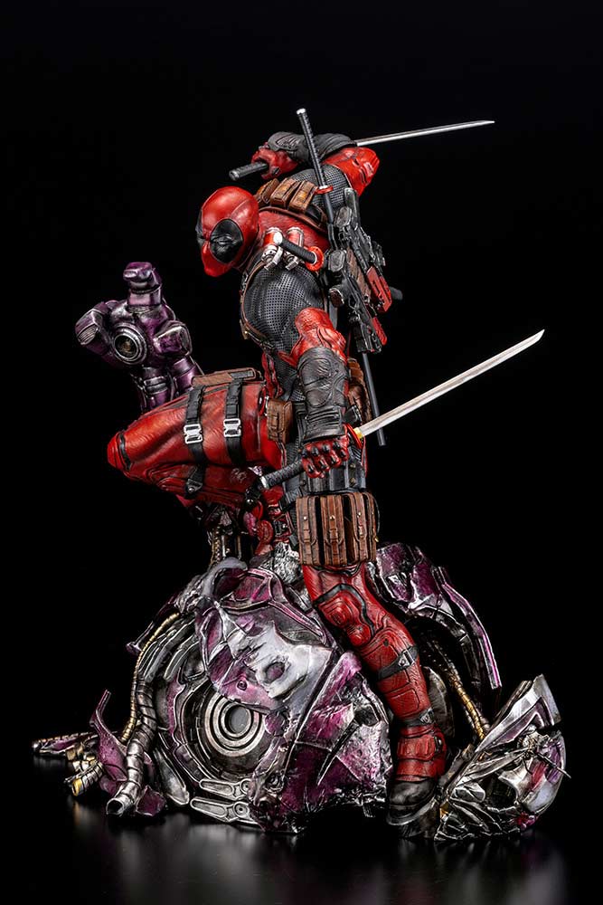 (PO) Marvel Universe Deadpool Fine Art Statue Signature Series Feat. Kucharek Brothers Image_17