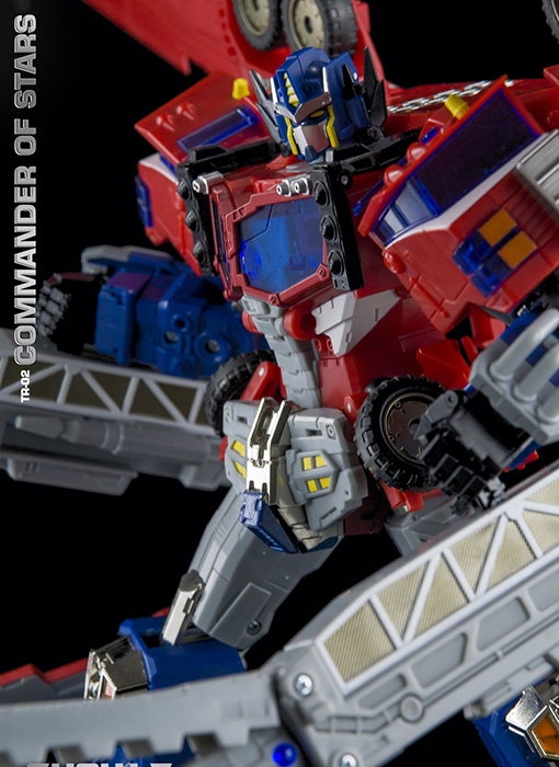 Transform and Rollout TR-02 - Commander of Stars Image_17