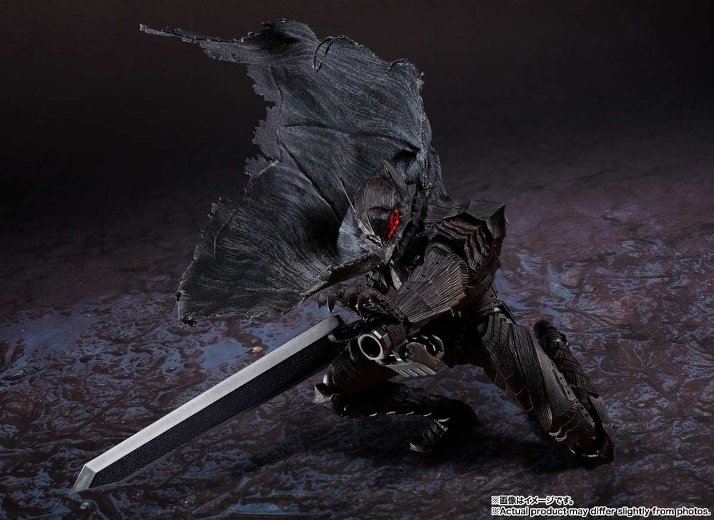 (PO) S.H.Figuarts Berserk - Guts (Berserker Armor) -Passion- Image_5