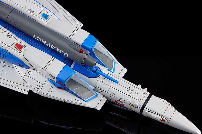 (PO) Macross PLAMAX PX07 VF-1A Fighter Valkyrie Vermilion Platoon (Maximilian Genus / Kakizaki Hayao) Image_11