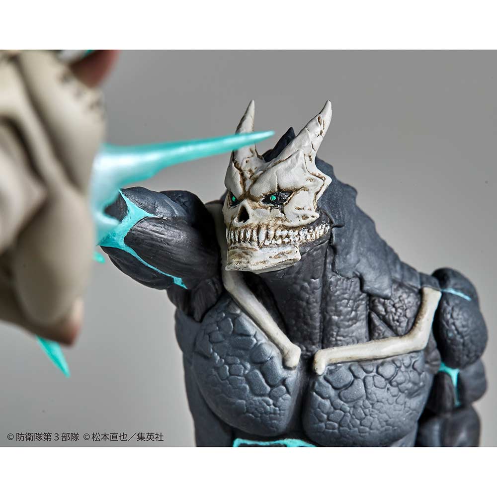 (PO) Kaiju No. 8 - Kaiju No. 8 vs Kaiju No. 9 1/18 Scale Figure Image_3