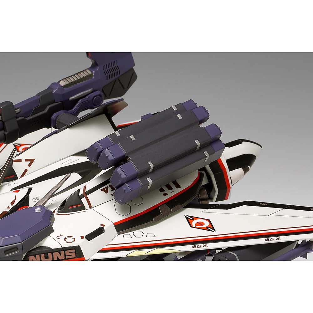 (PO) VF-171EX Macross Frontier Armored Nightmare Plus (Alto Custom) Image_10