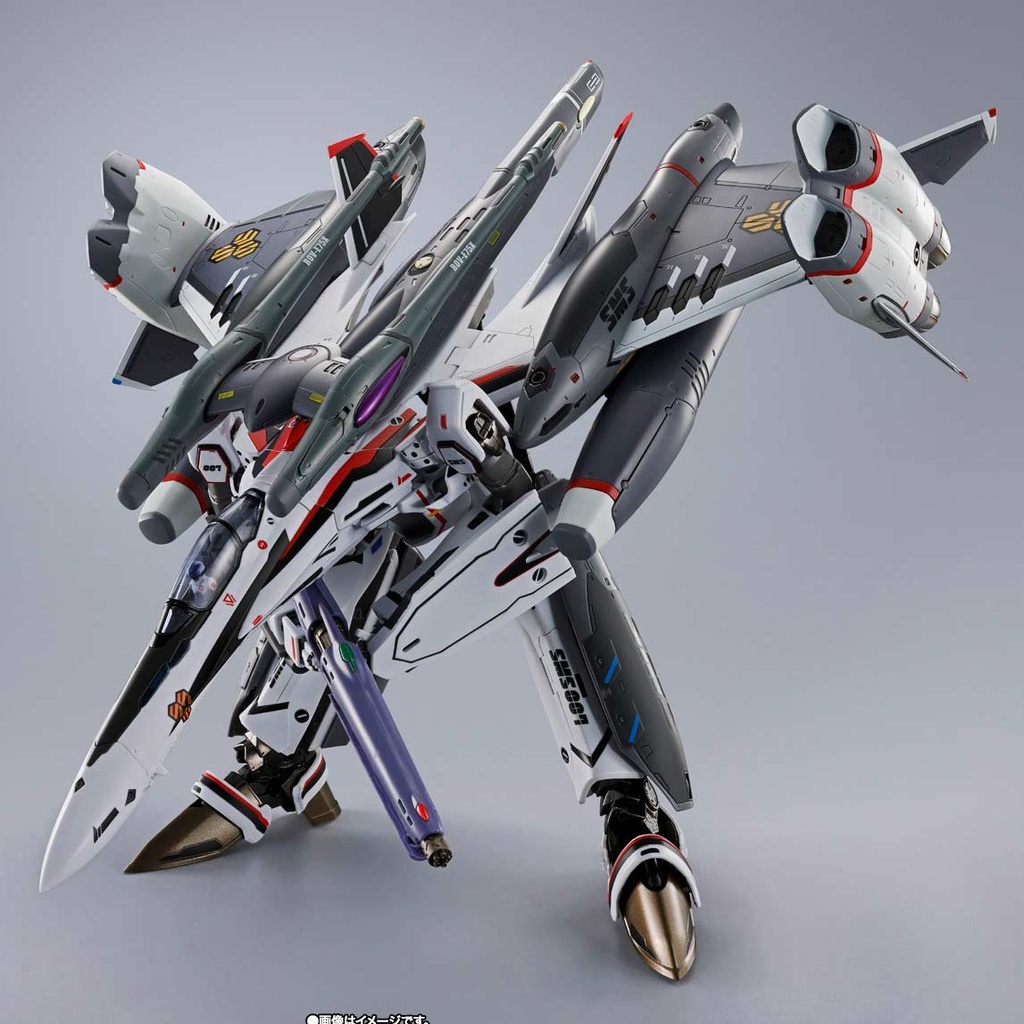 (PO) DX Chogokin Macross Frontier VF-25F Tornado Messiah Valkyrie (Alto Saotome use) Revival ver. (PBandai exclusive) Image_6