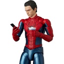 (PO) MAFEX Spider-Man: No Way Home - Spider-Man New Red & Blue Suit Image_10