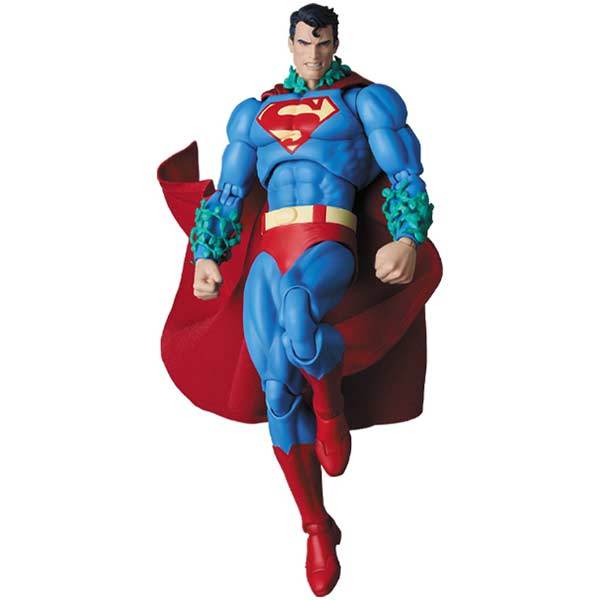 (PO) MAFEX Superman (HUSH Ver.) (7) Image_1