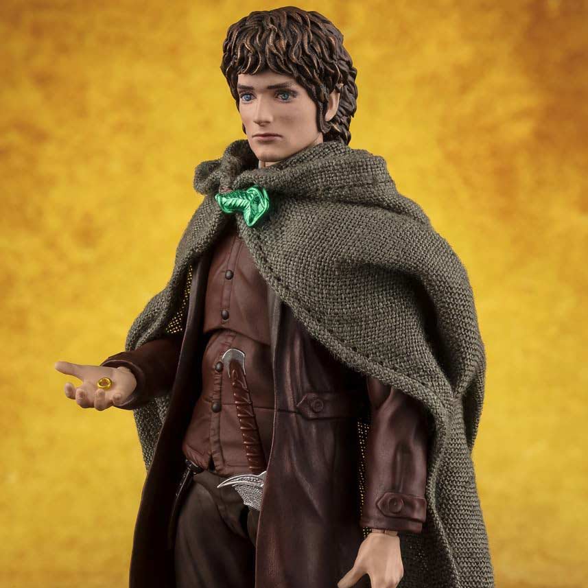 (PO) S.H.Figuarts The Lord of the Rings :The Fellowship of the Ring - Frodo Baggins & Gollum
