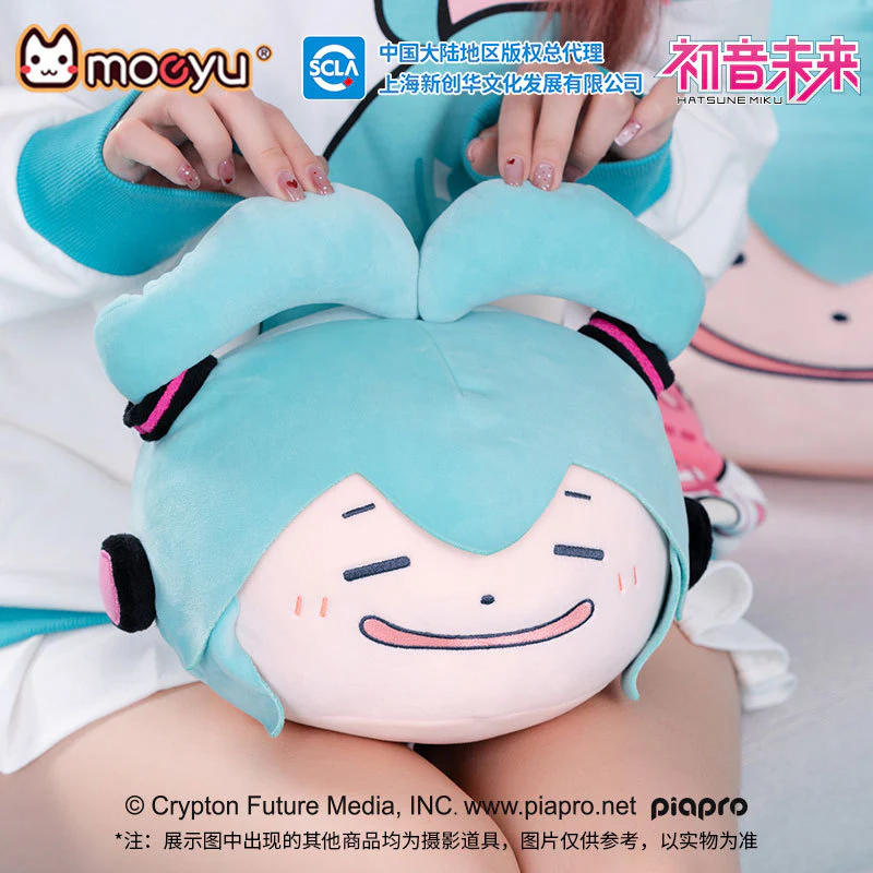 Hatsune Miku Face Hugging Pillow